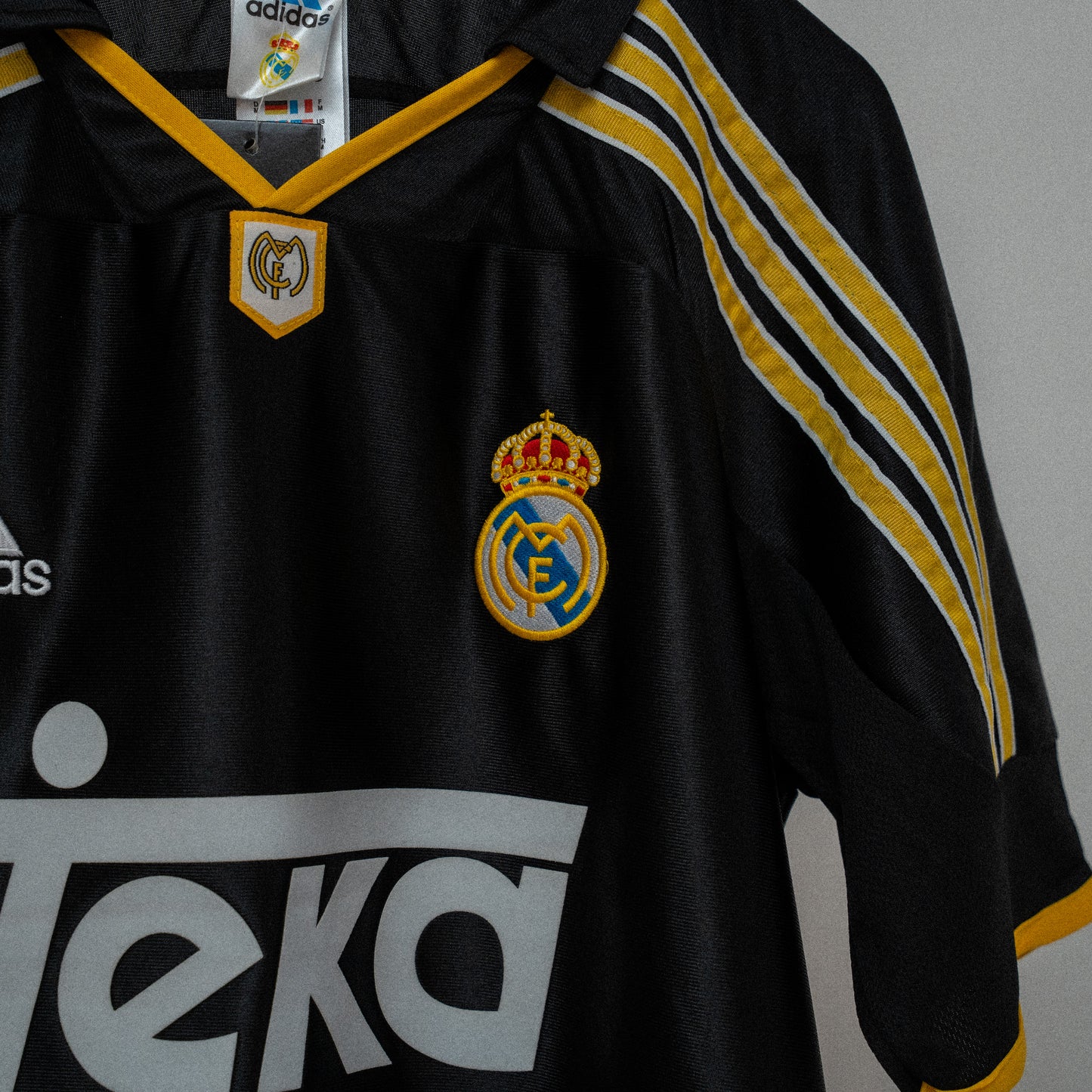 Real Madrid 1999/00 Black Kit