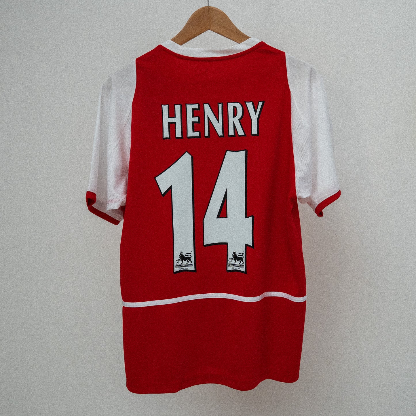 أرسنال موسم 2003/04 هينري