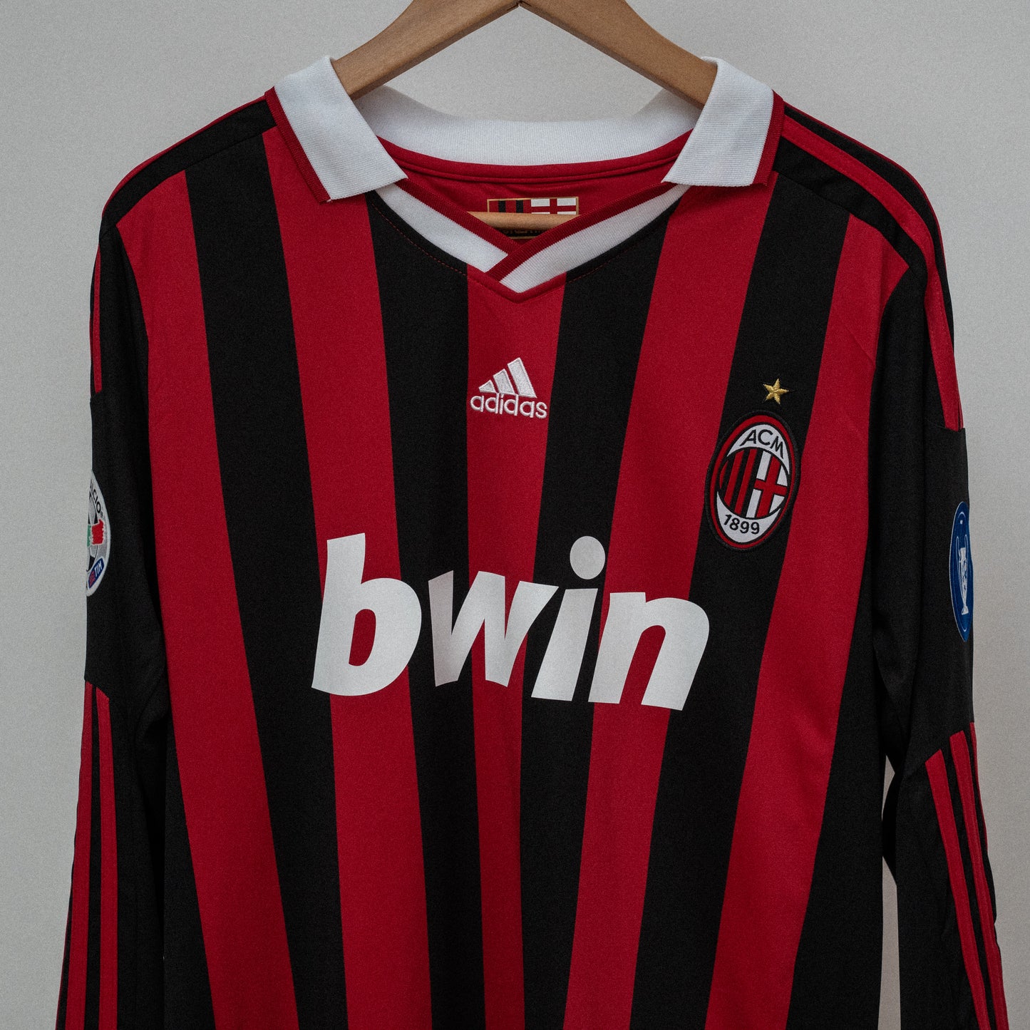 AC Milan 2009/10 First Kit