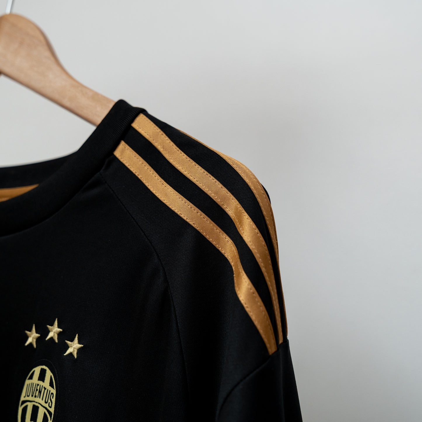 Juventus 2015/16 Third kit