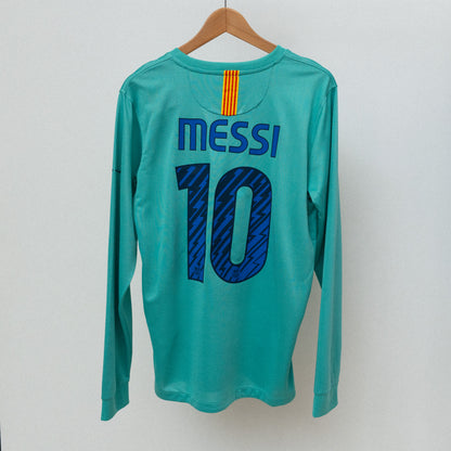 Barcelona 2010/11 Messi Second kit