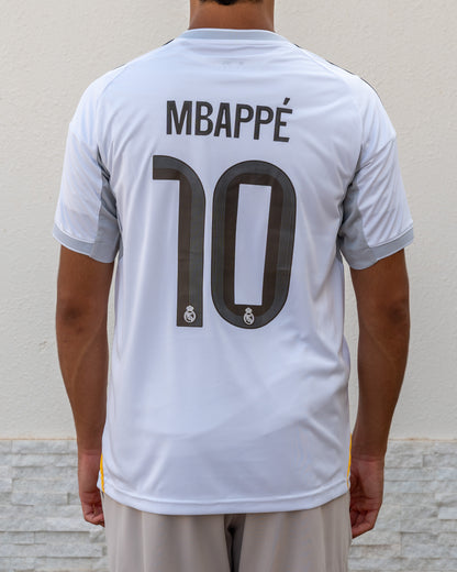 Real Madrid 2025/26 First Kit
